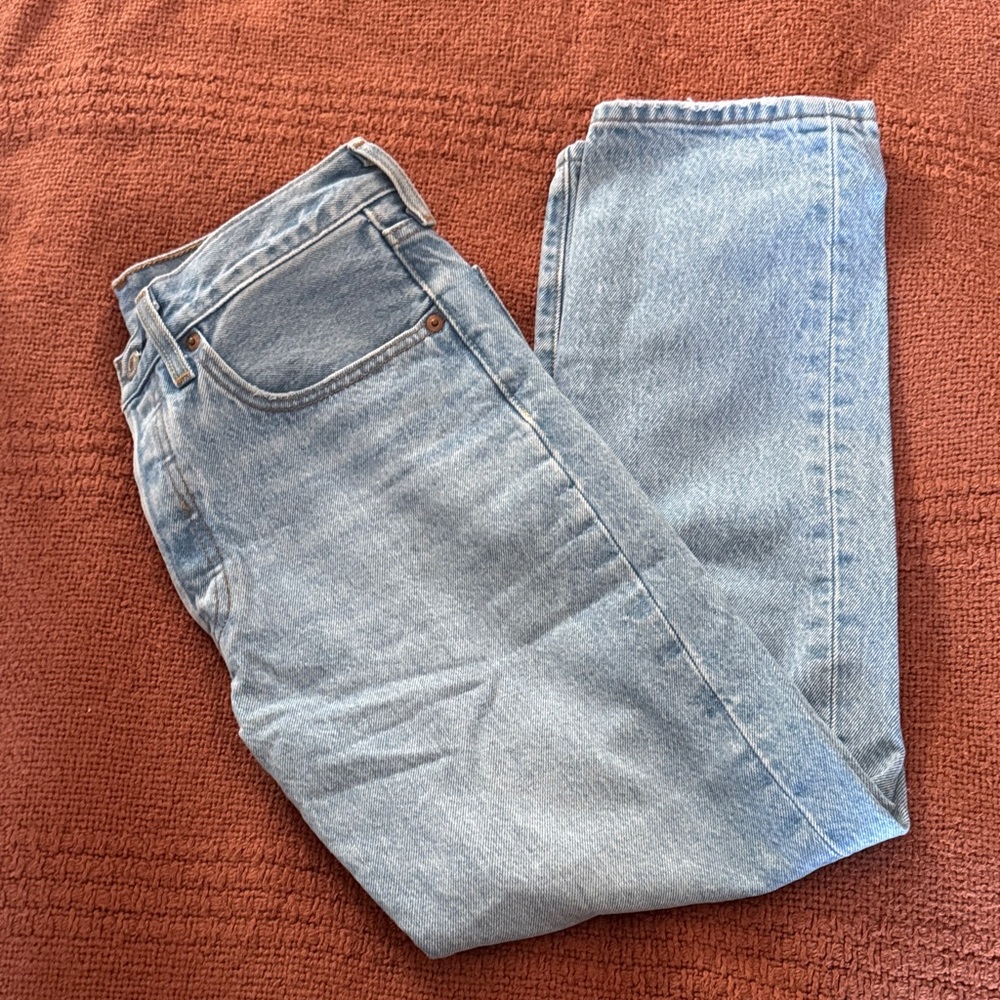 Light Blue Cropped Denim Jeans